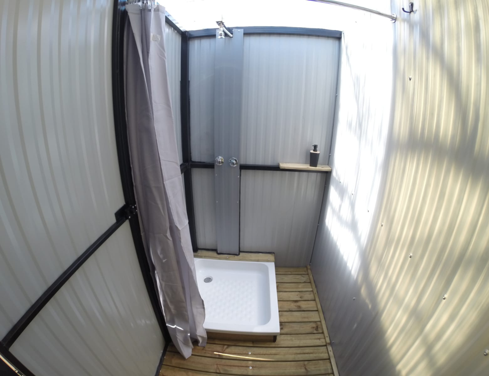 Gauteng unit - shower