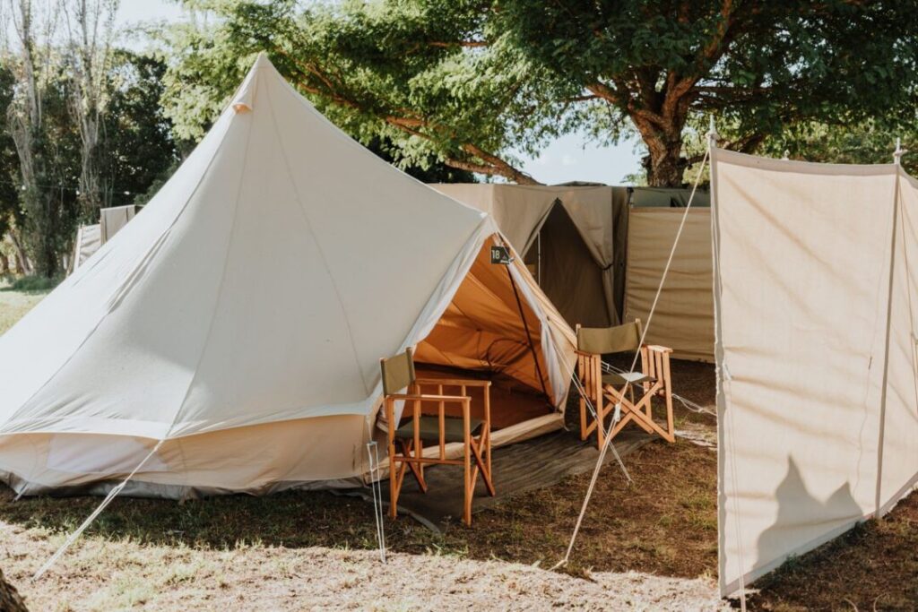 Expedition glamping Private Bathrooms 